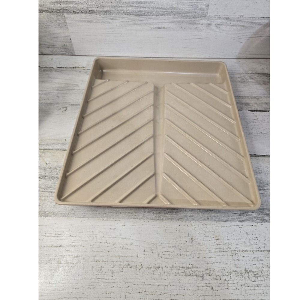 Microware PM469-TI Microwave Bacon Meat Tray Tan Ridged Grease Drain Made in USA